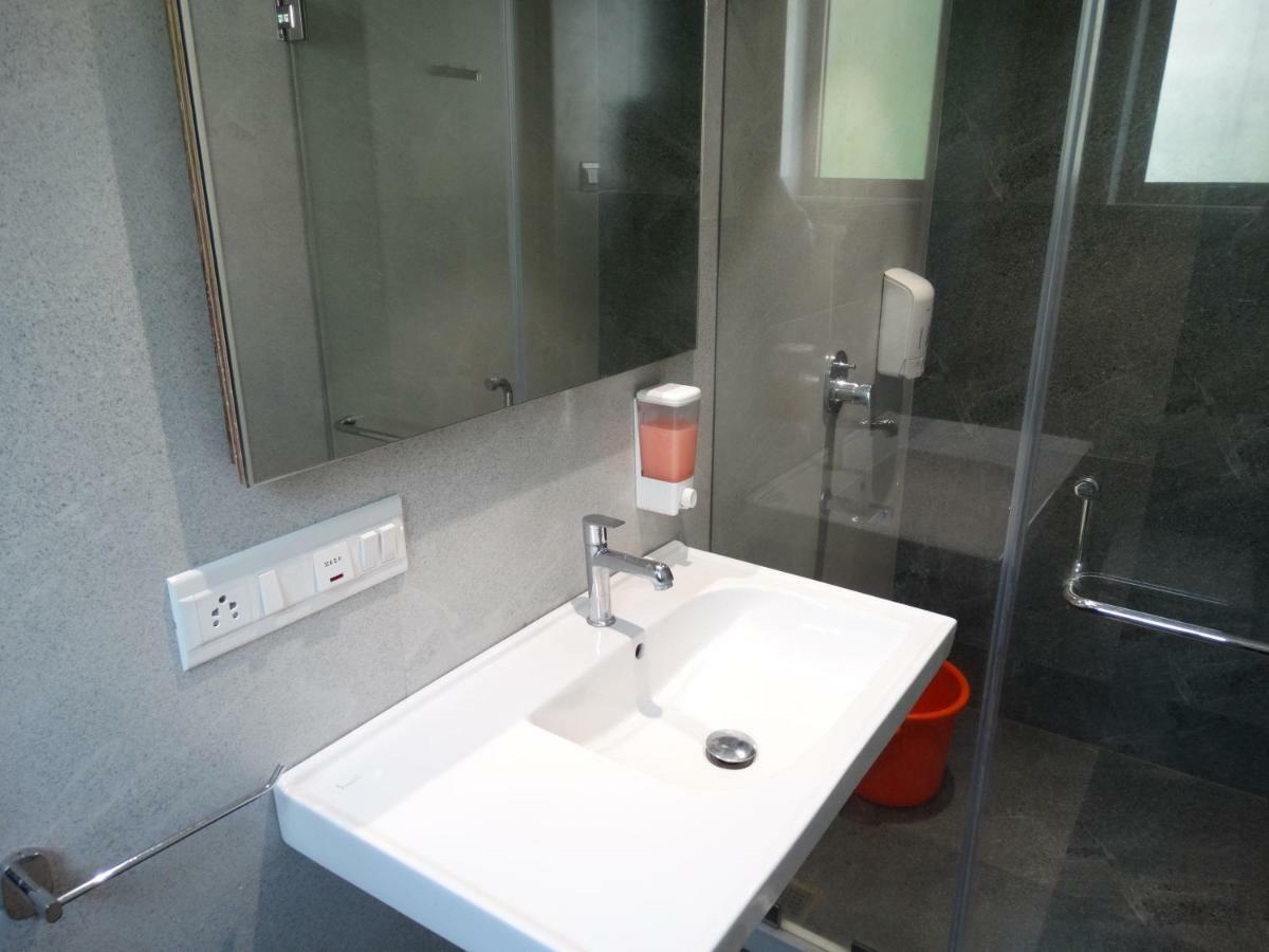 גאנפטיפול Abhishek Beach Resort And Spa מראה חיצוני תמונה